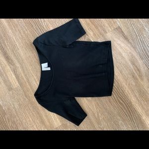 Black Half sleeve H&M crop top